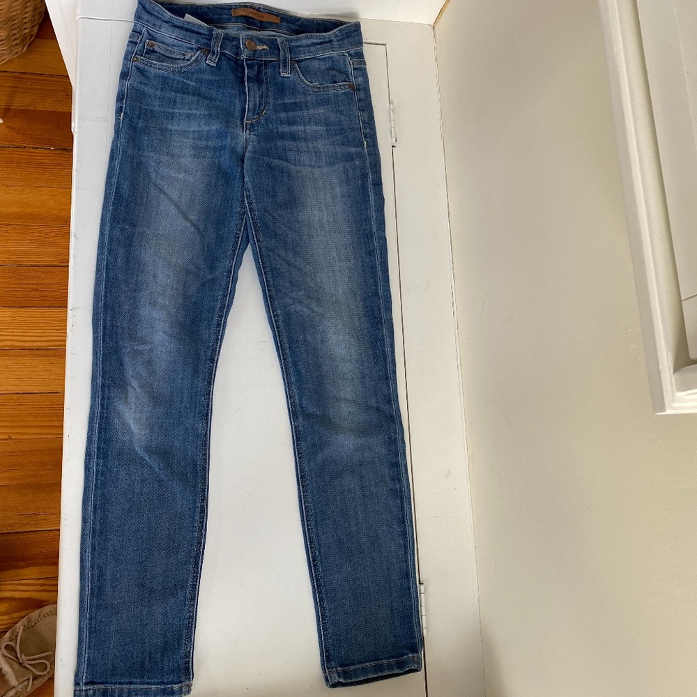 Joe's Women's lyndi blue jeans size 24